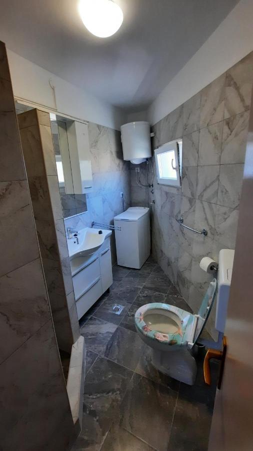 Apartment Pinoapplosinj Veli Lošinj Zewnętrze zdjęcie