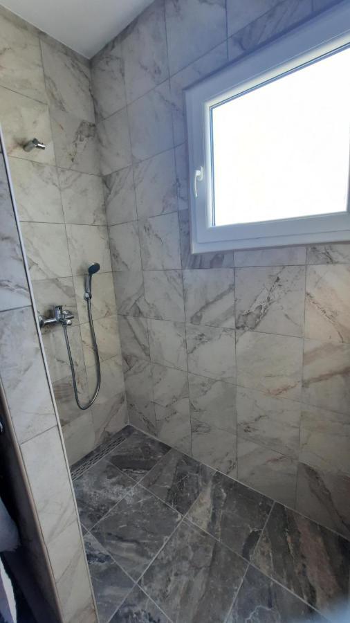 Apartment Pinoapplosinj Veli Lošinj Zewnętrze zdjęcie