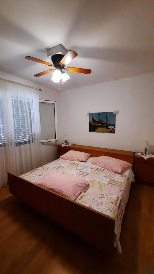 Apartment Pinoapplosinj Veli Lošinj Zewnętrze zdjęcie