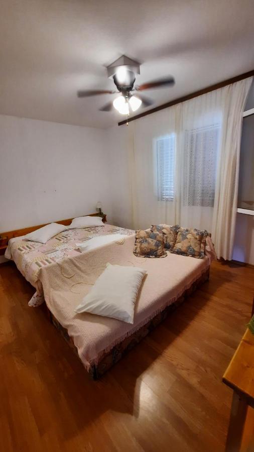 Apartment Pinoapplosinj Veli Lošinj Zewnętrze zdjęcie