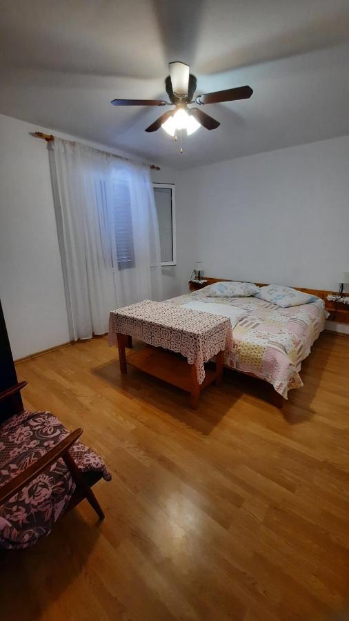 Apartment Pinoapplosinj Veli Lošinj Zewnętrze zdjęcie